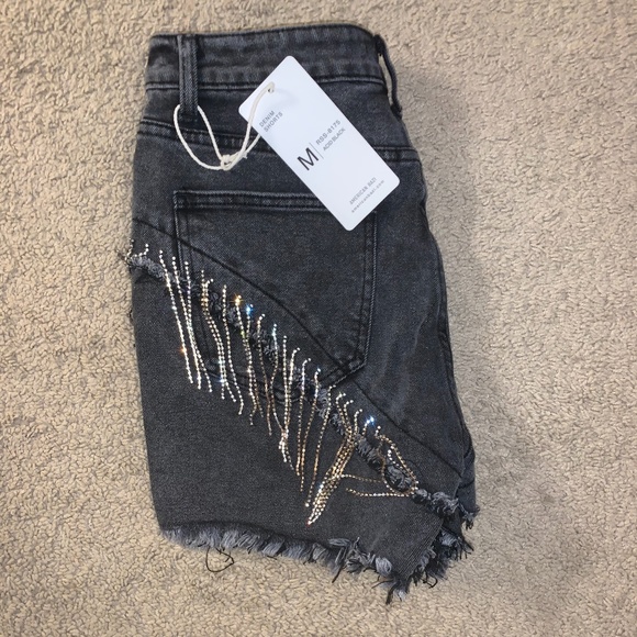 AKIRA Pants - Black Denim Shorts